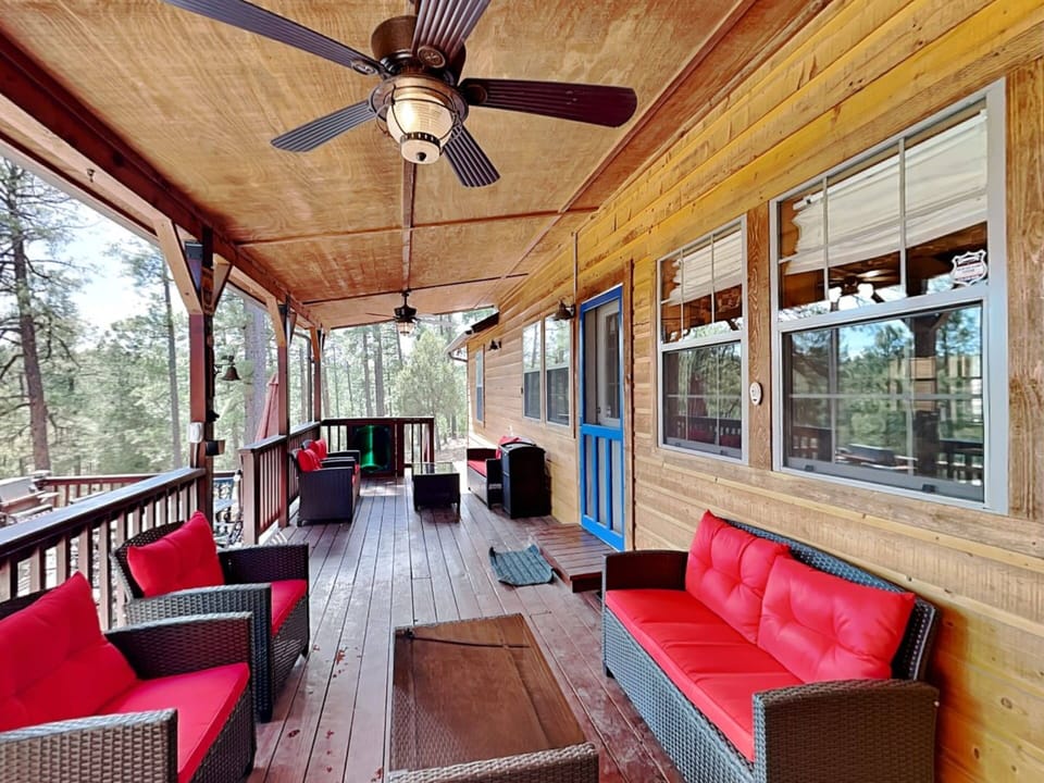 House (3 Bedrooms) | Property amenity