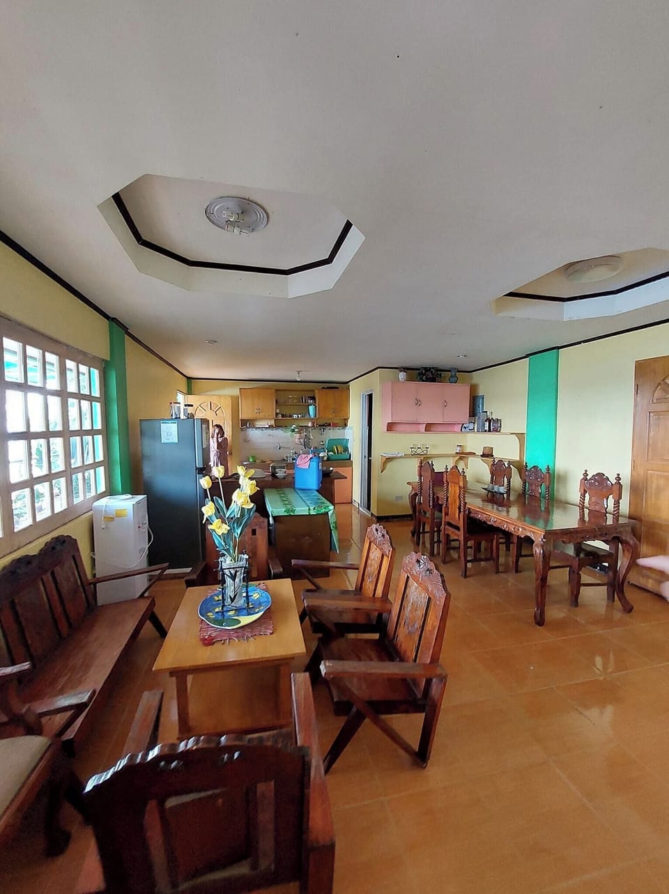 Basic House, Beachfront | Living area | 32-inch LED TV with satellite channels, fireplace, Netflix