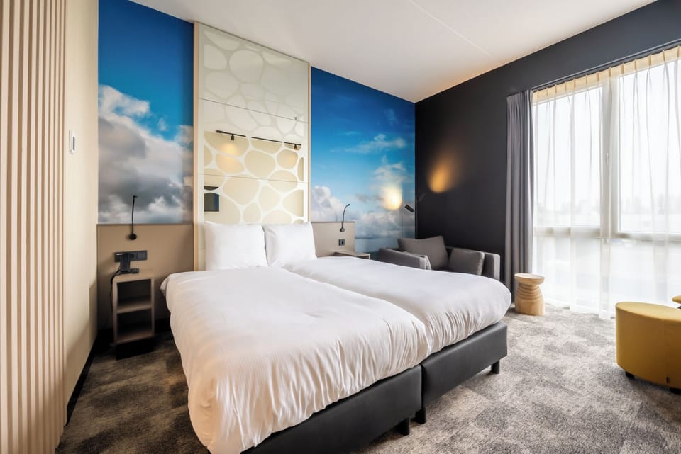 Comfort Double Room | Minibar, in-room safe, blackout drapes, free WiFi