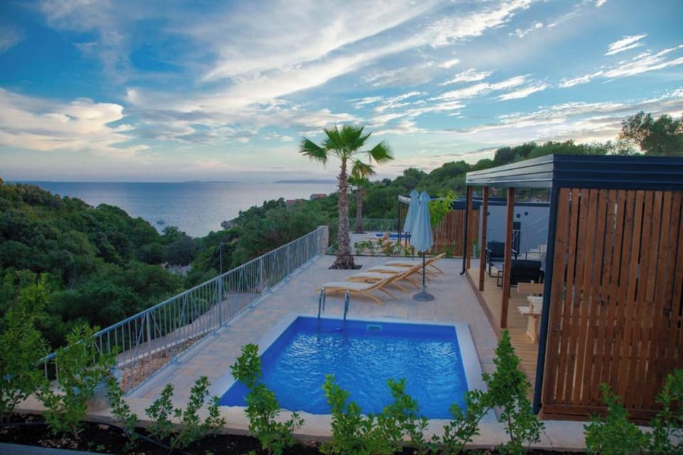 Exclusive Mobile Home, Sea View | Terrace/patio