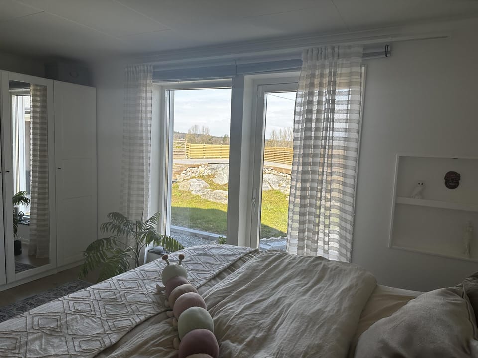 Captivating 3-bed Villa in Halanda With Lake View Villa in Västra Götaland County
