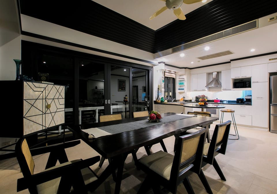 Villa, 2 Bedrooms, Sea View | Living area