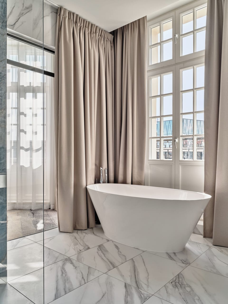 Suite, 1 Double Bed with Sofa bed (Privilege with separate living) | Bathroom | Shower, hydromassage showerhead, hair dryer, bathrobes