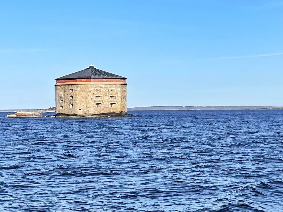 House | Water view