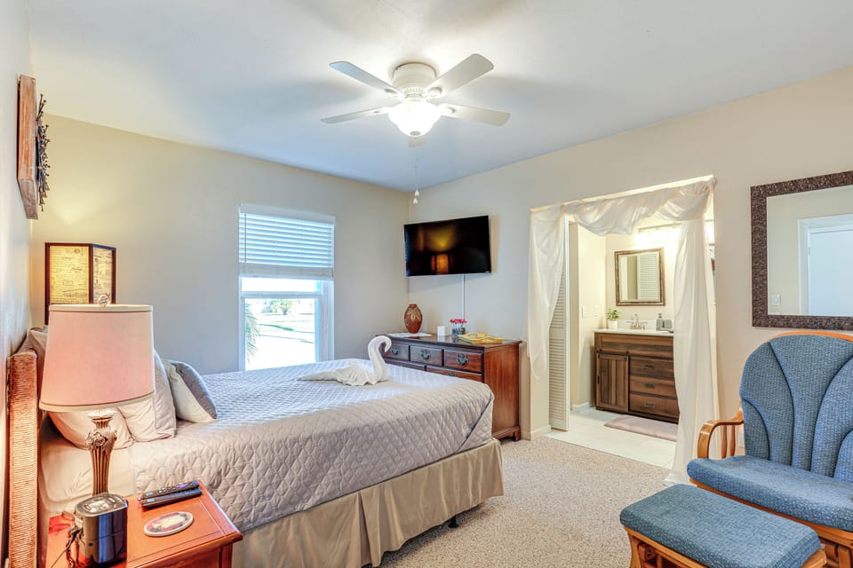 Sunny Port St Lucie Home: Lanai & Golf Course View Cottage in Port Saint Lucie