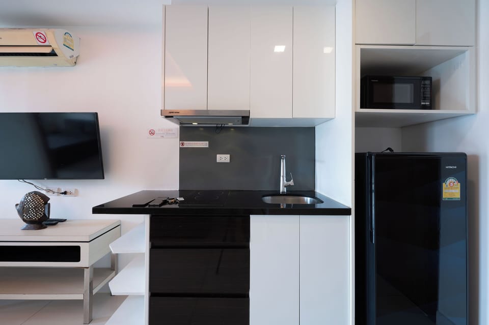 Classic Apartment | Free WiFi, bed sheets