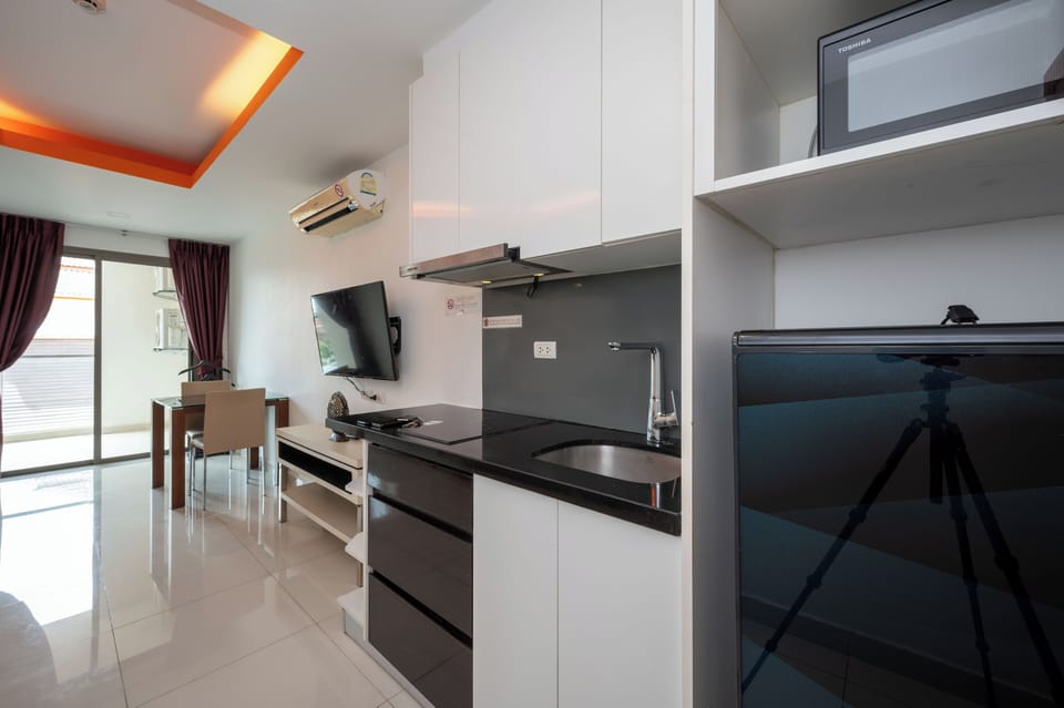 Classic Apartment | Free WiFi, bed sheets