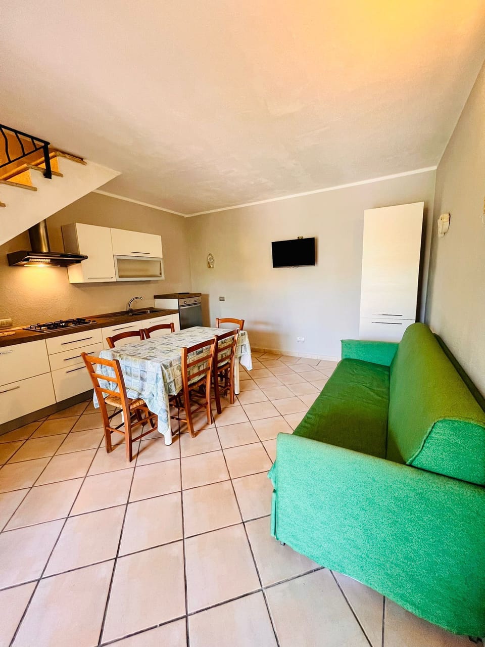Apartment | Living area | 22-inch flat-screen TV with cable channels