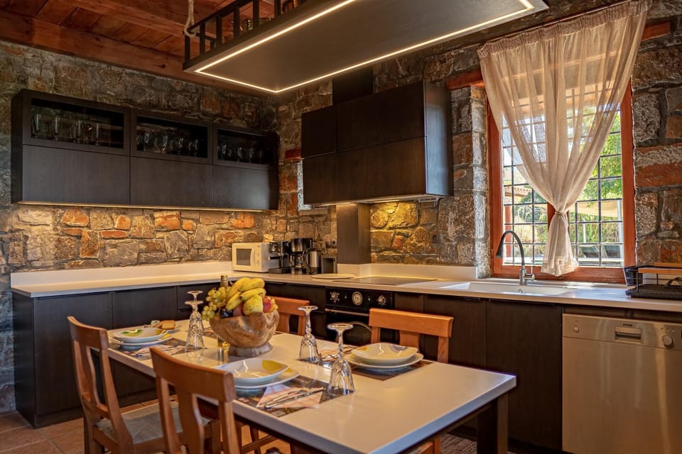 House | 3 bedrooms, Internet