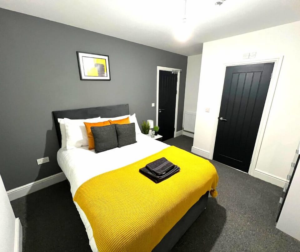 Superior Double Room, Ensuite, Garden View | Free WiFi
