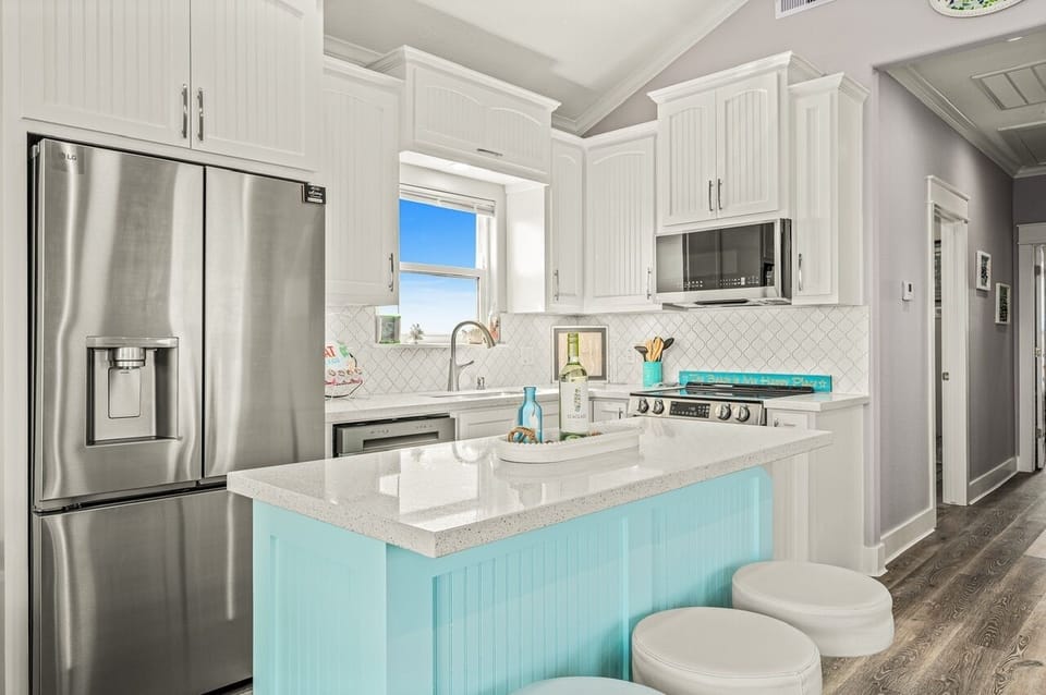 House, 2 Bedrooms | Private kitchen | Coffee/tea maker, fridge, oven, toaster