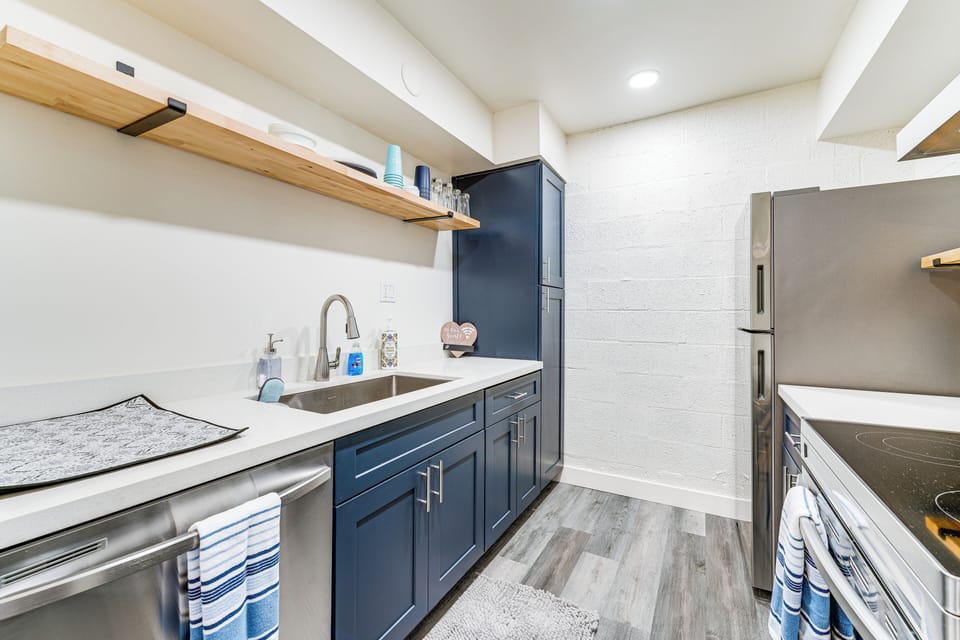 Apartment (1 Bedroom) | Interior