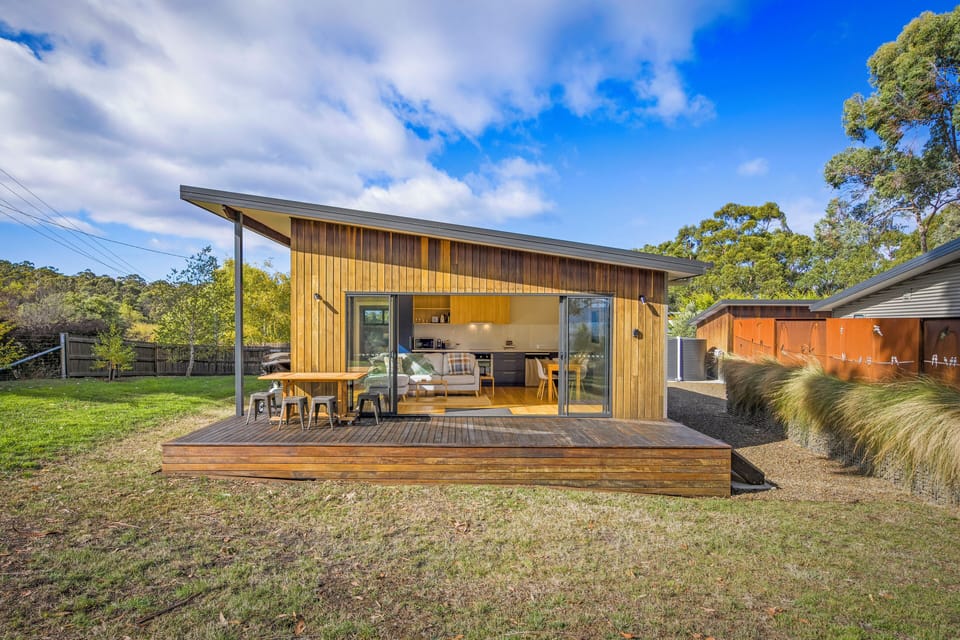 Comfort Cabin, River View | Terrace/patio