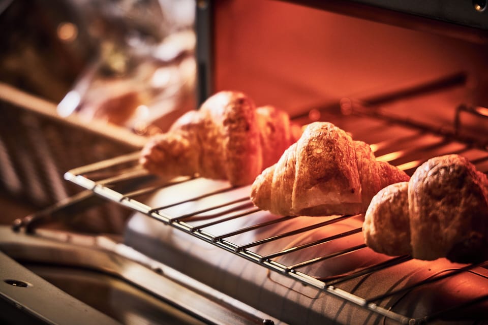 Daily cooked-to-order breakfast for a fee