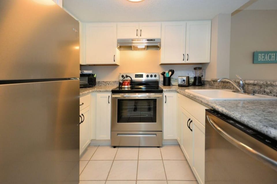 Condo, 2 Bedrooms | Private kitchen | Coffee/tea maker, fridge, electric kettle, toaster
