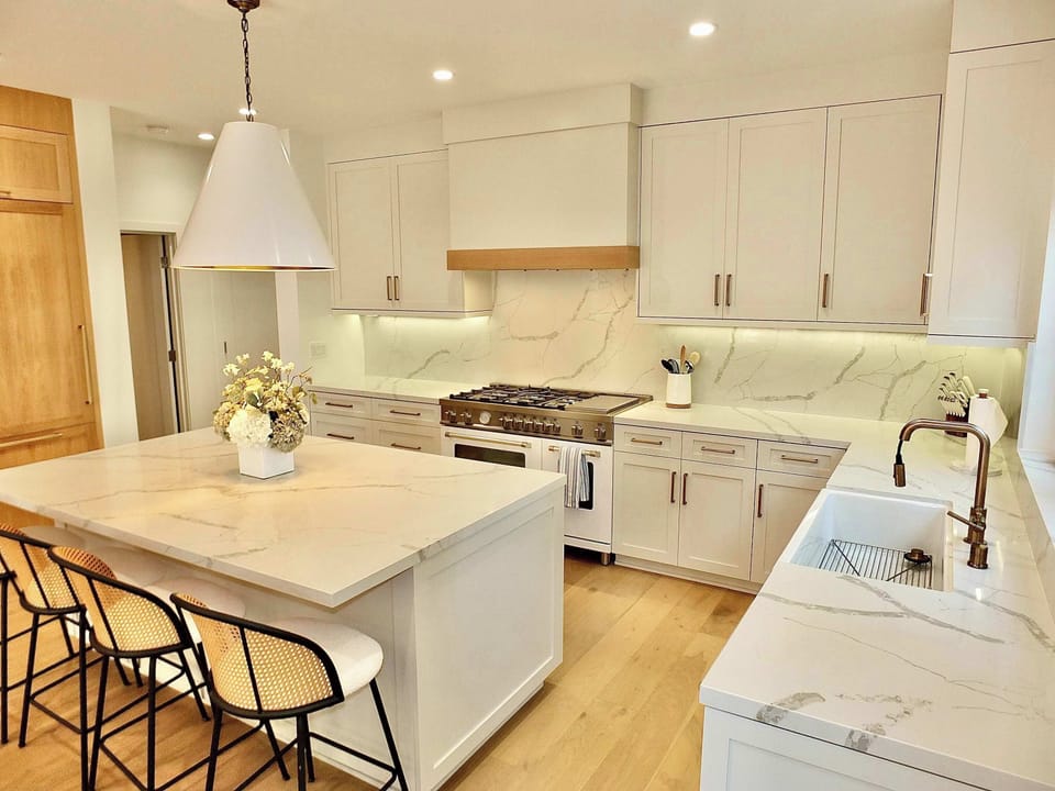 House, Multiple Beds, Patio, Ocean View (Beach Paradise) | Private kitchen | Coffee/tea maker, fridge, microwave, oven