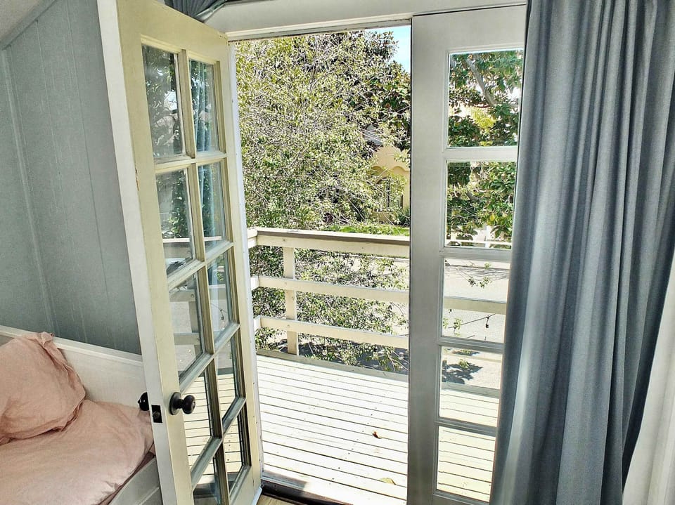 House, Multiple Beds, Kitchen, Beach View (Park Avenue Beach Paradise) | Interior