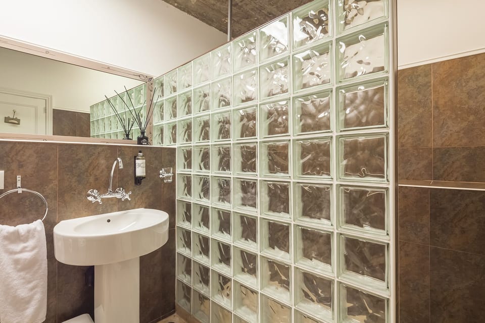Superior Suite, Valley View | Bathroom | Shower, free toiletries, hair dryer, towels