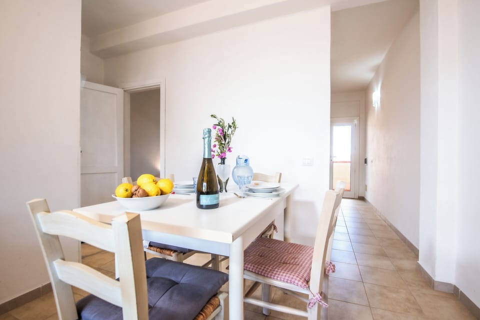 Family Apartment, 1 Bedroom, Terrace (Monte Majore House 70B) | Dining