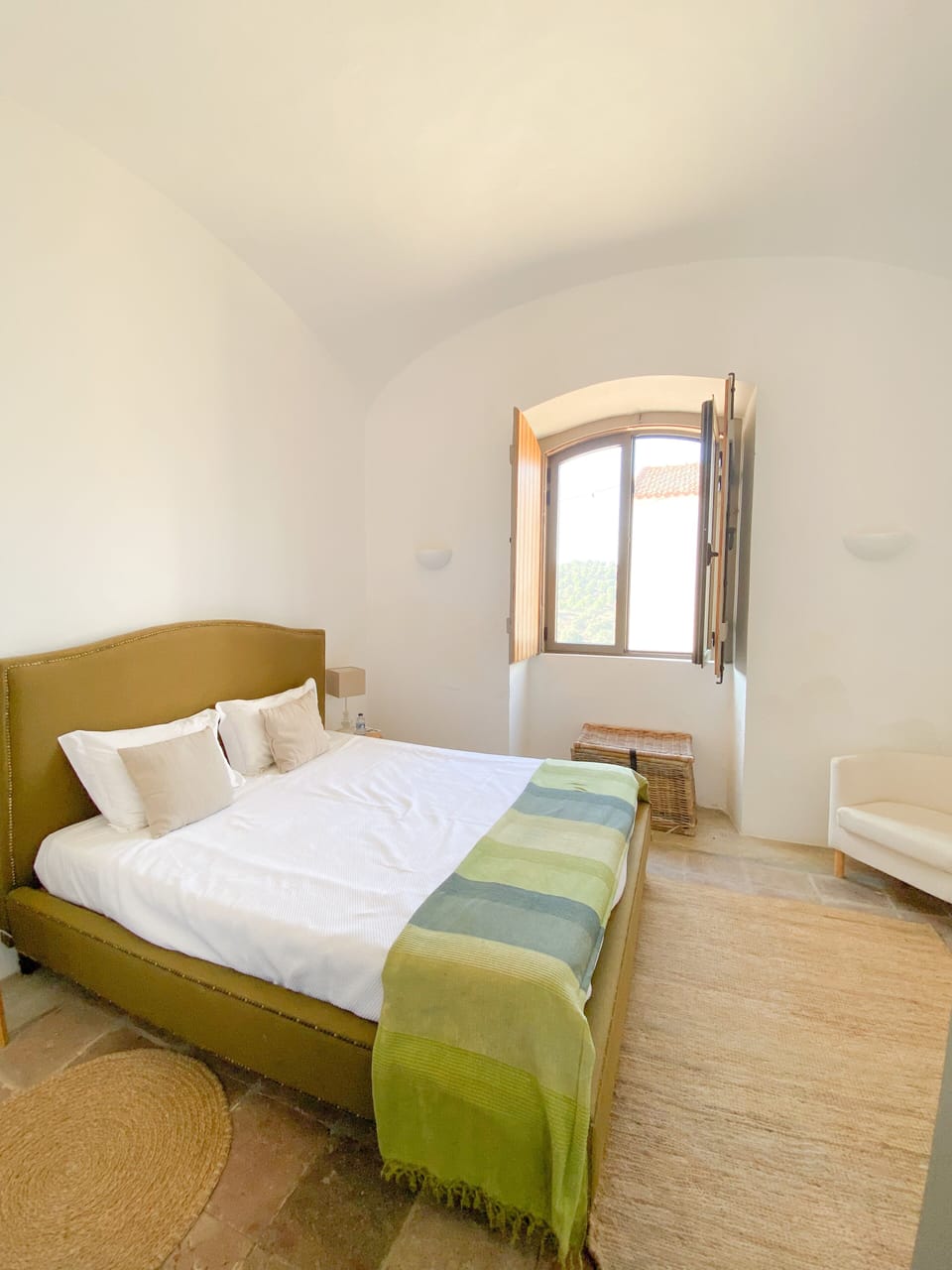 Double Room | Soundproofing, free cribs/infant beds, rollaway beds
