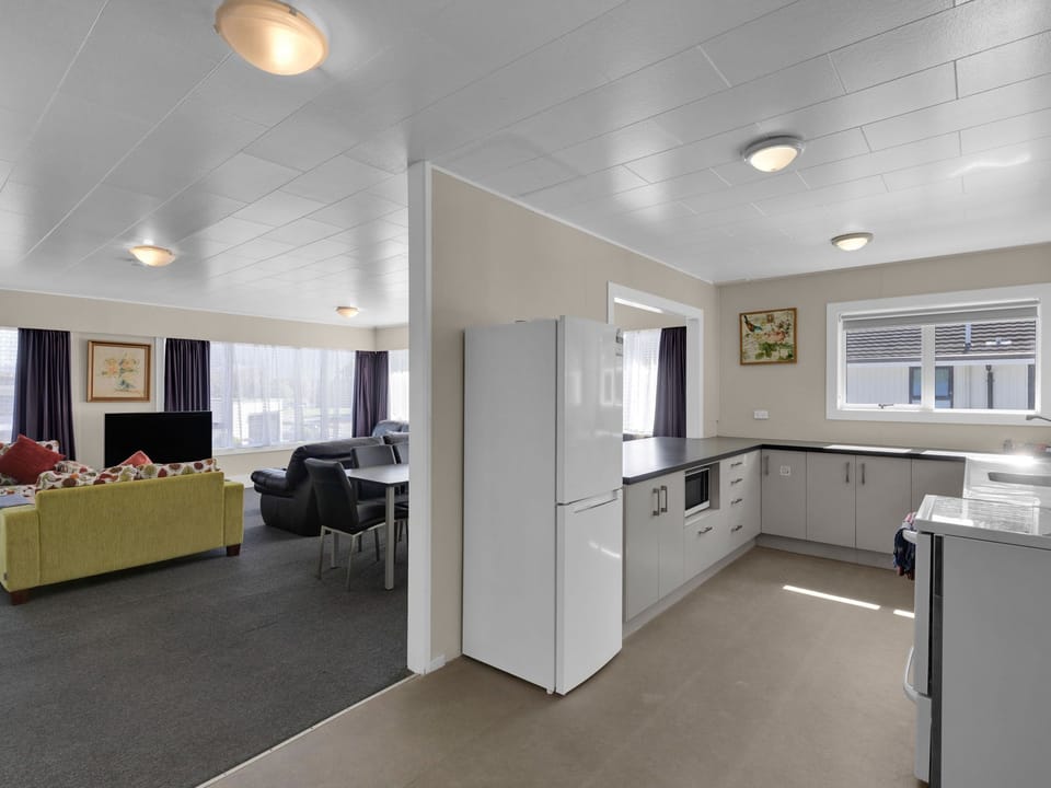 Premium Suite | Desk, blackout drapes, iron/ironing board, free WiFi