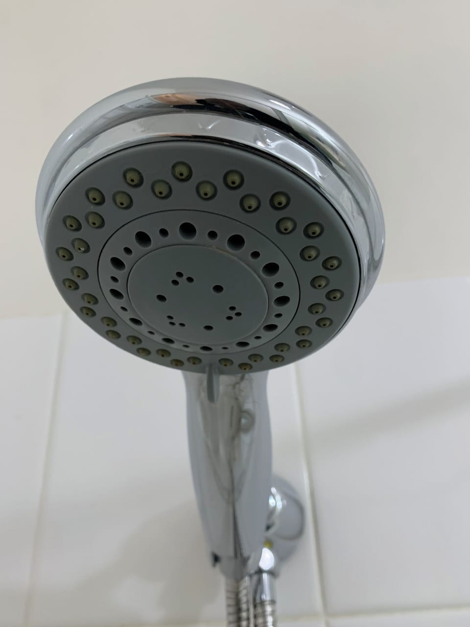 Three Bedroom House | Bathroom amenities | Separate tub and shower, deep soaking tub, hydromassage showerhead