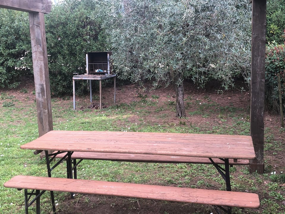 Apartment | Outdoor dining