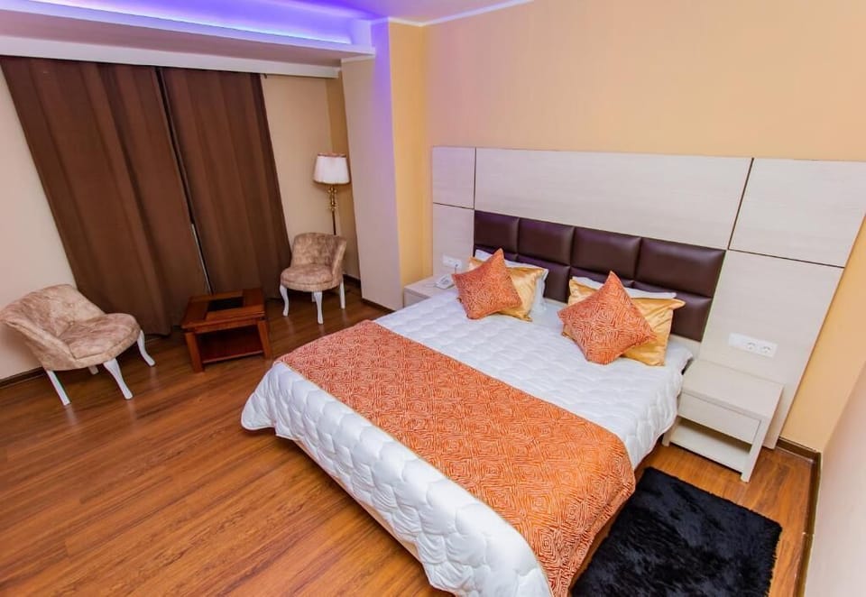Double Room | Free WiFi