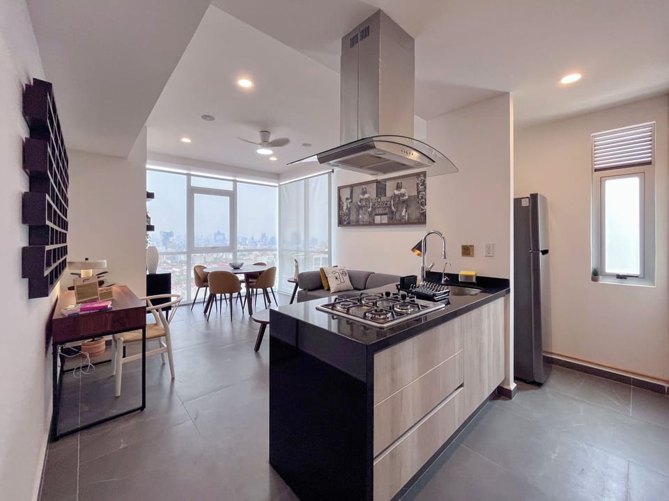 City Apartment, City View | Private kitchen | Full-size fridge, microwave, oven, espresso maker