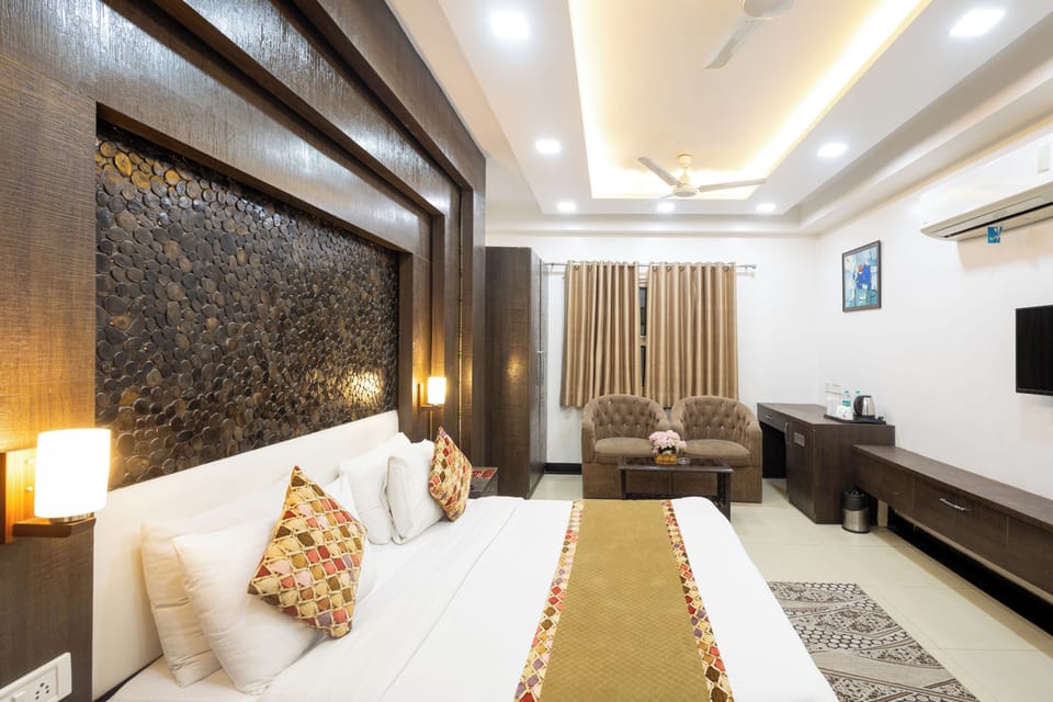 Premium bedding, memory foam beds, desk, laptop workspace