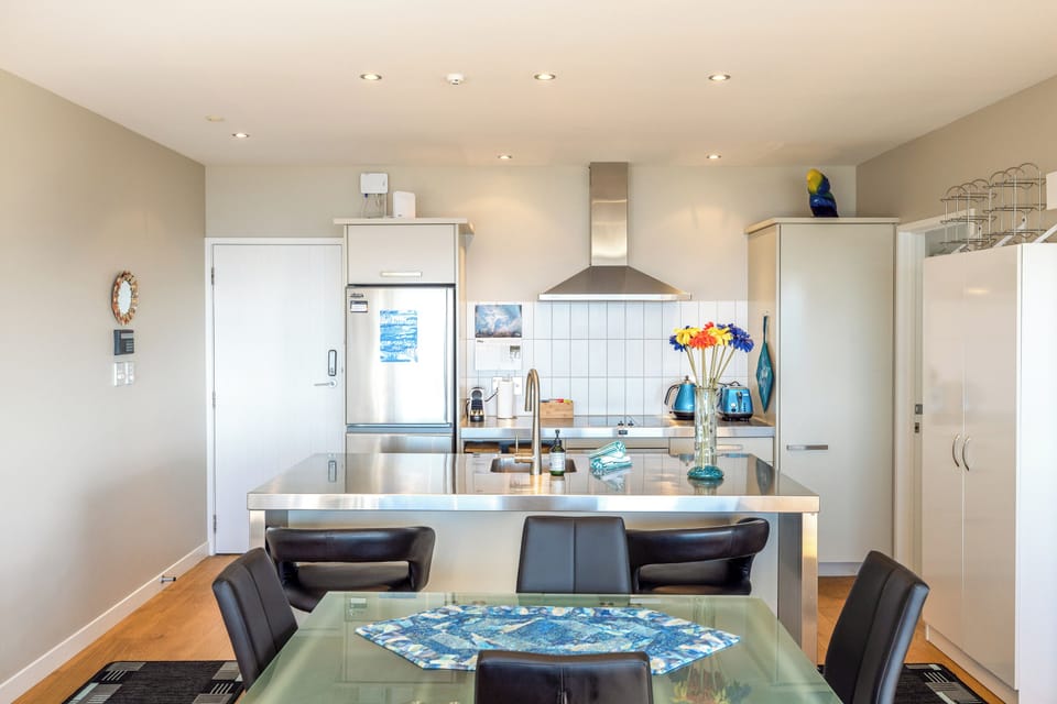 Comfort Apartment, Ocean View | Living area | 42-inch Smart TV with digital channels