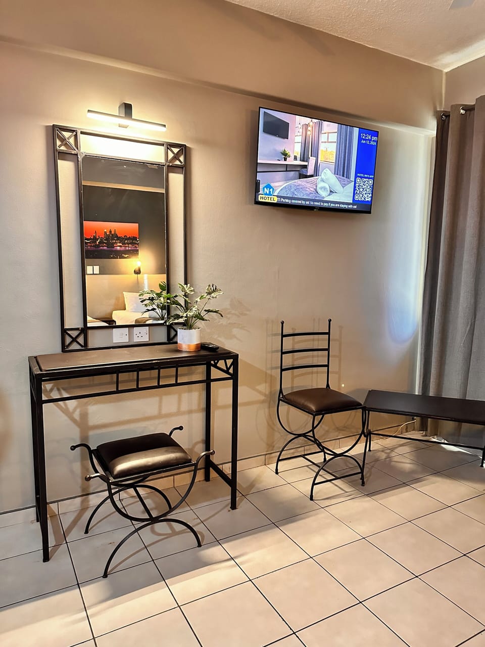 Standard Twin Room | 1 bedroom, blackout drapes, free WiFi, bed sheets