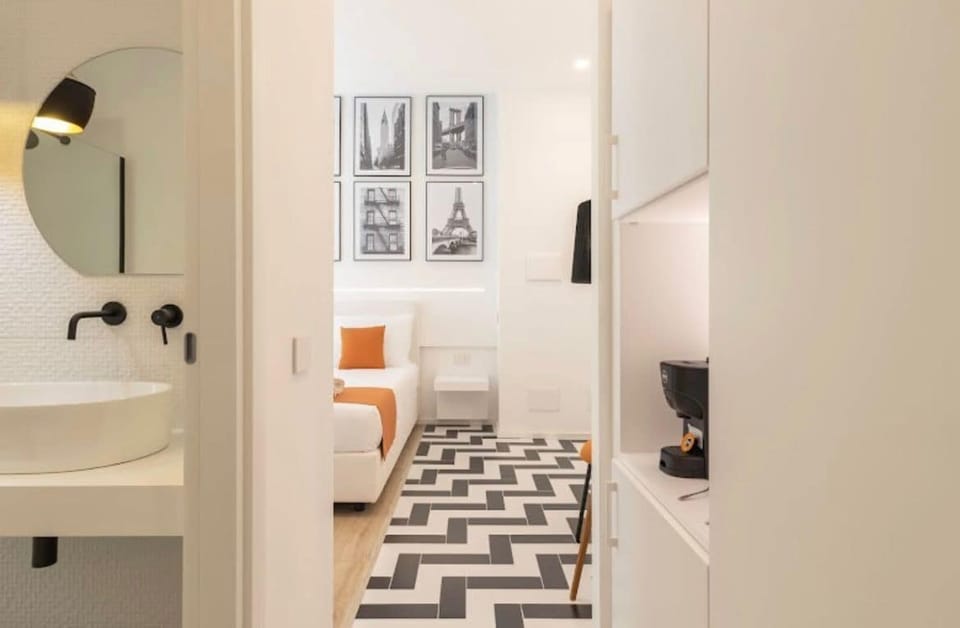 In-room safe, desk, soundproofing, free WiFi