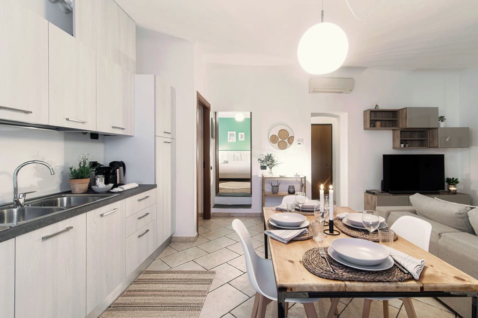 Apartment | Dining room