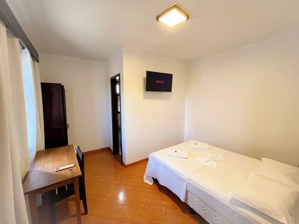 Standard Single Room | Free WiFi, bed sheets
