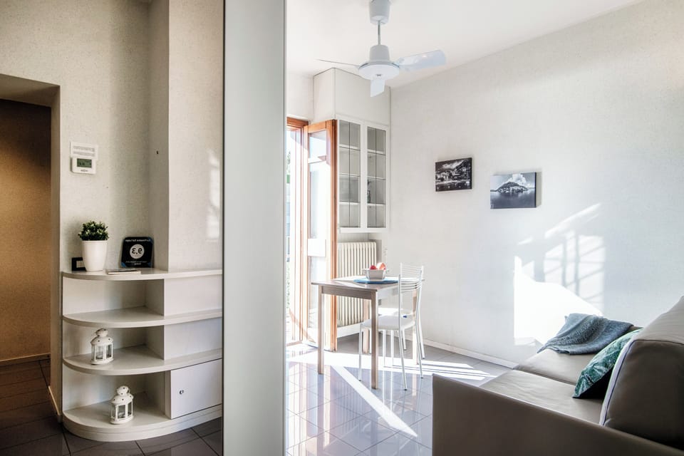 Apartment | Living area | 30-inch TV with cable channels