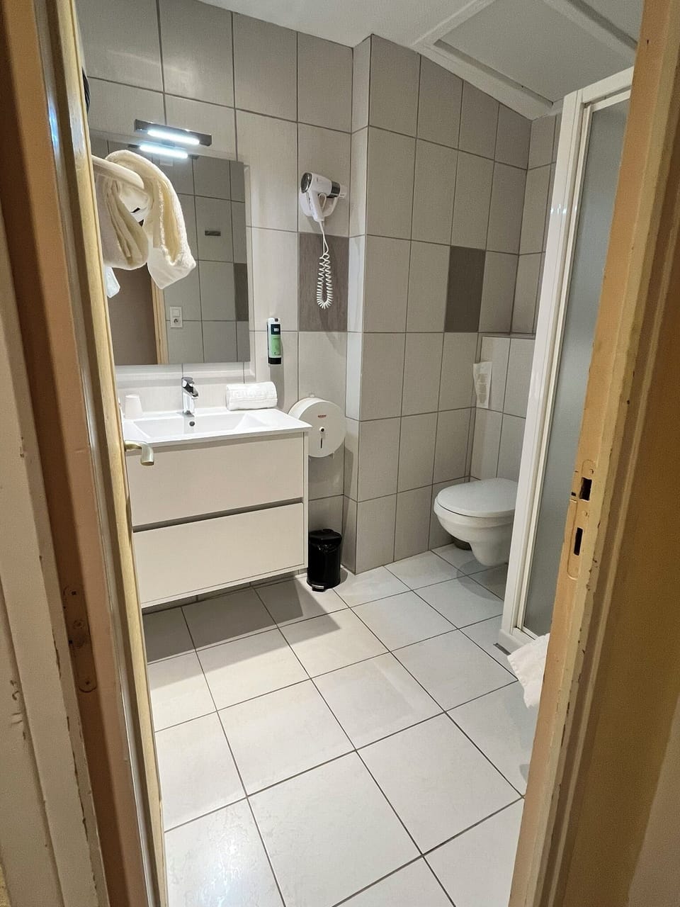 Hotel Les Arcades Hotel in Occitanie
