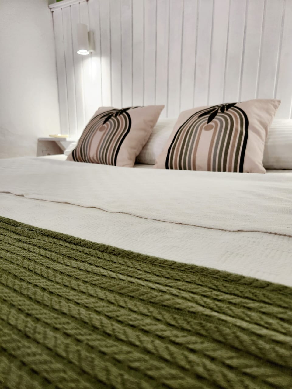 Family Room | Minibar, individually decorated, free WiFi, bed sheets