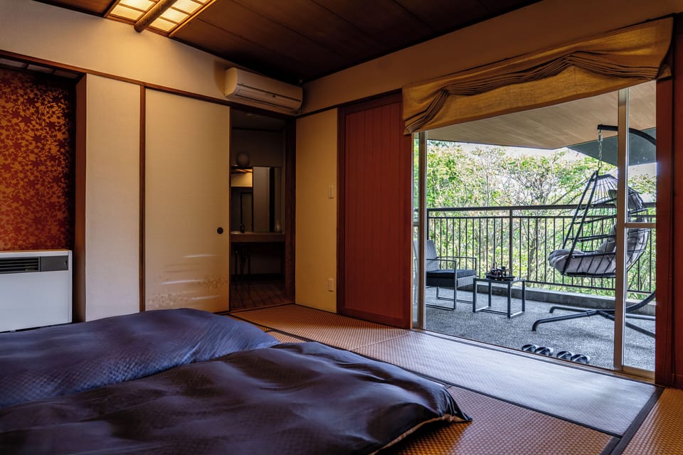 Traditional Room, Multiple Beds, Non Smoking, Garden View | Free WiFi, bed sheets