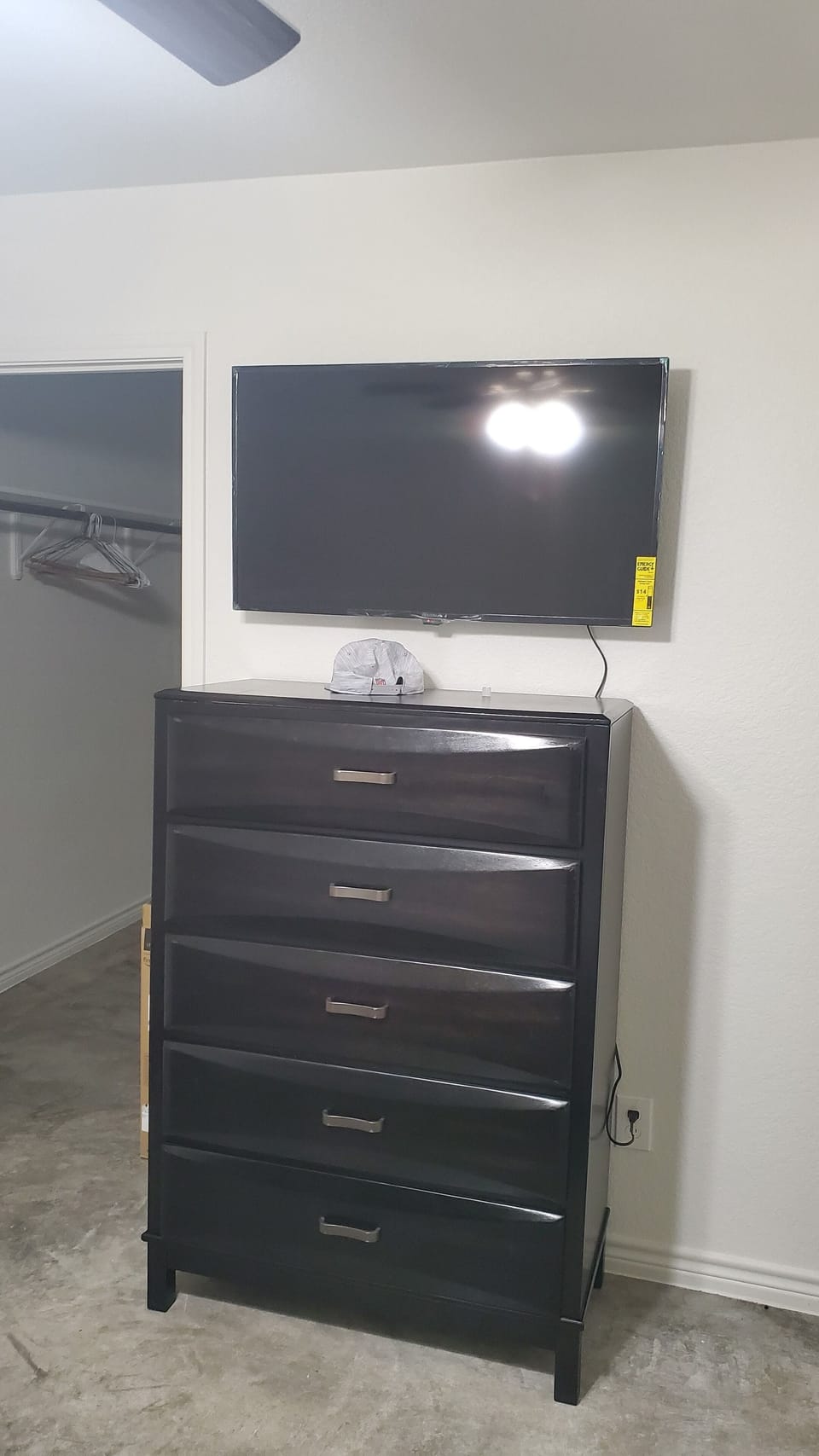 Premium Room, 1 Bedroom, Private Bathroom | Memory foam beds, individually decorated, individually furnished, desk