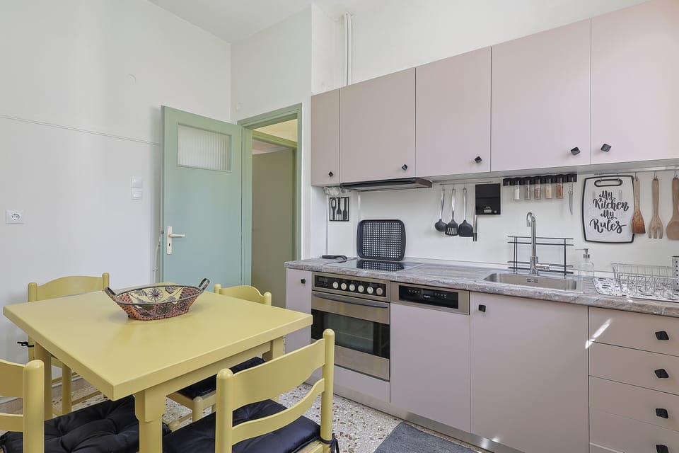 Premium Apartment, Kitchen, City View | Private kitchen | Full-size fridge, microwave, oven, dishwasher