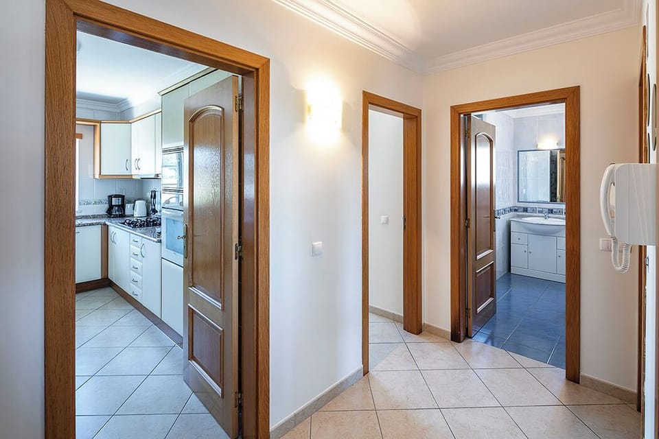 Apartment | Private kitchen | Fridge, microwave, oven, stovetop