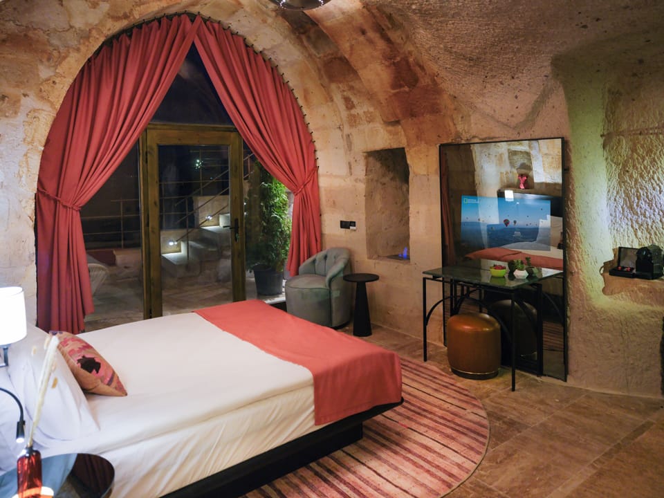 Panoramic Studio Suite | Frette Italian sheets, premium bedding, memory foam beds