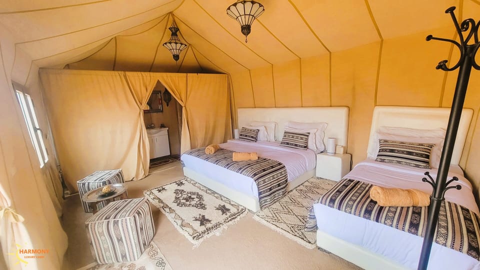Premium bedding, pillowtop beds, WiFi (free), bed sheets