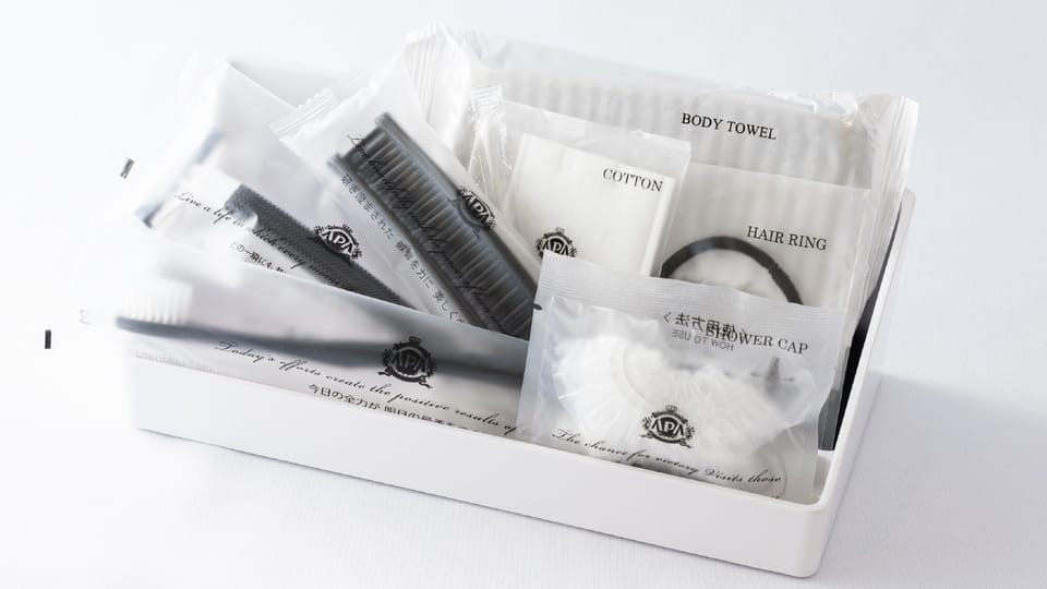 Combined shower/tub, eco-friendly toiletries, hair dryer, slippers