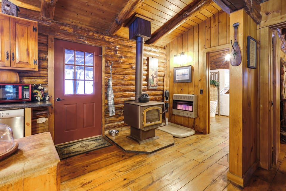 House (1 Bedroom) | Interior