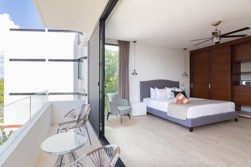 Family Apartment, Garden View | 3 bedrooms, Egyptian cotton sheets, premium bedding, in-room safe
