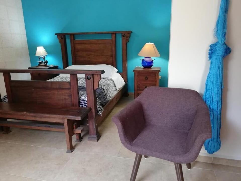 Classic Single Room, Balcony, Pool View | Desk, free WiFi