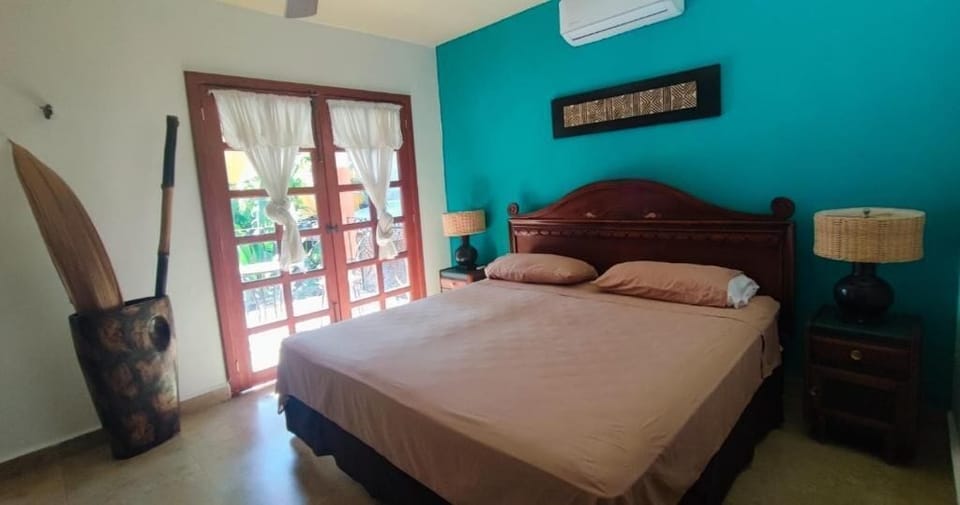 Deluxe Room, Balcony, Garden View | Desk, free WiFi