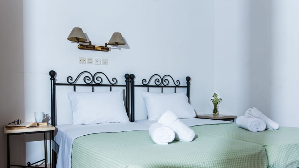 In-room safe, iron/ironing board, free WiFi, bed sheets